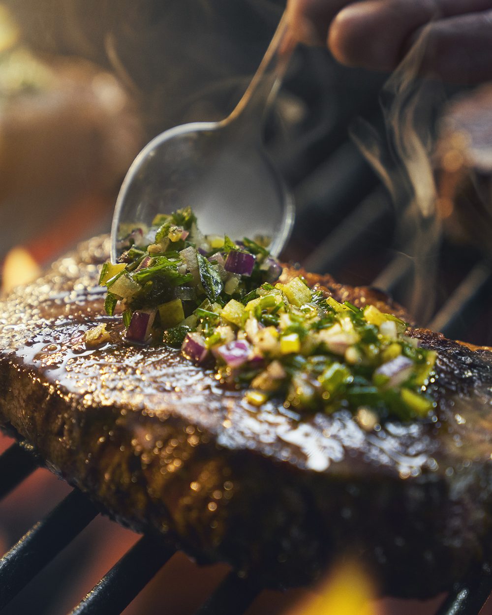 Steak met kruidenboter van de grill